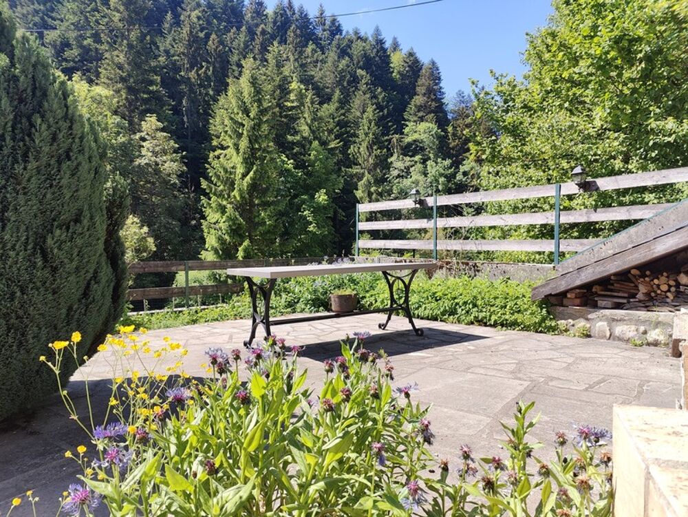 Vente Maison St Pierre de Chartreuse, maison début XXe avec deux appartements et jardin – Proche centre Saint pierre de chartreuse
