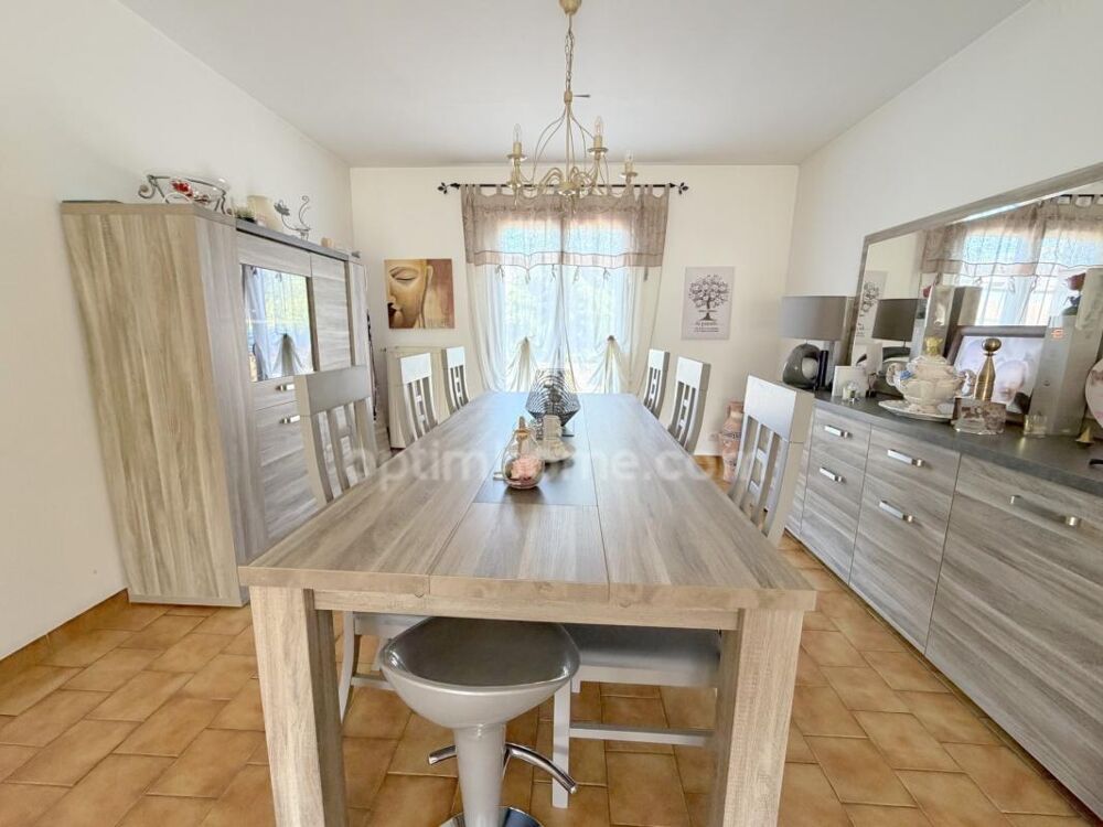 Vente Maison Maison familiale 5 chambres avec son charme régional, confort et beaux volumes, excellent DPE C Chatres sur cher