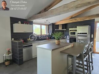  Remise / Grange � vendre 10 pi�ces 231 m�