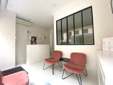 Proche rue de Lévis, boutique de 37 m² 1899 75017 Paris