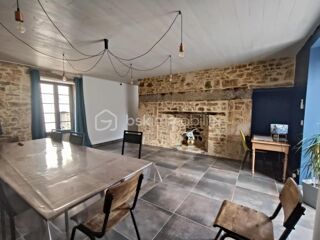  Maison  vendre 6 pices 211 m