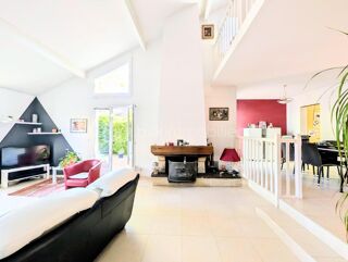  Villa à vendre 7 pièces 163 m²
