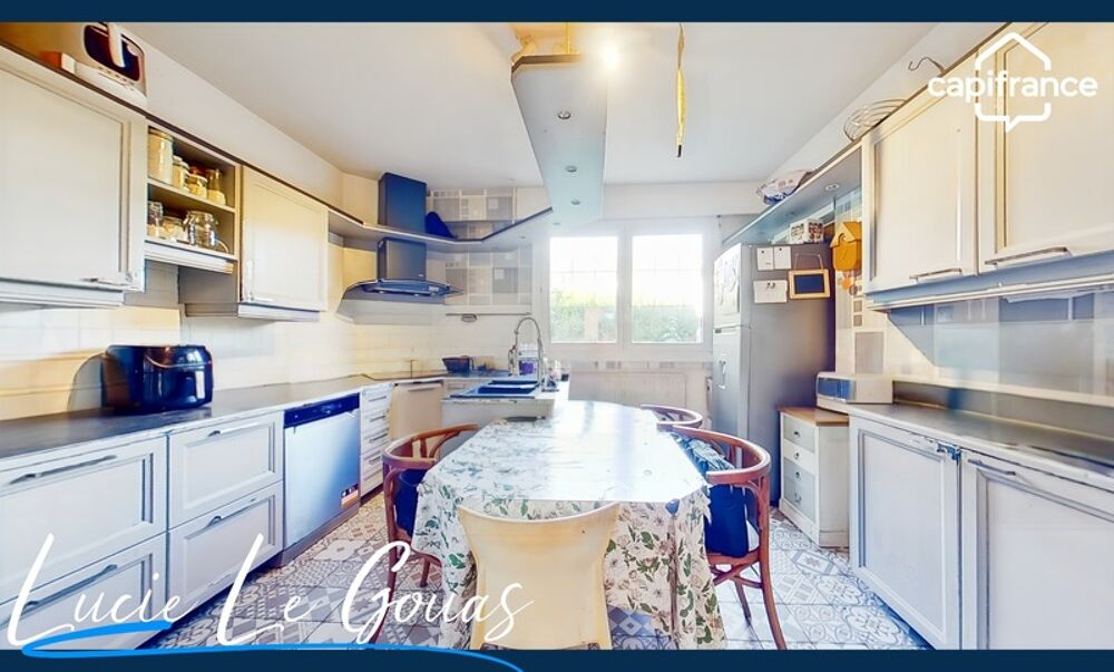 Vente Maison Grande maison familiale de 200 m² – 6 chambres – Pompe à chaleur récente – Longuyon Longuyon