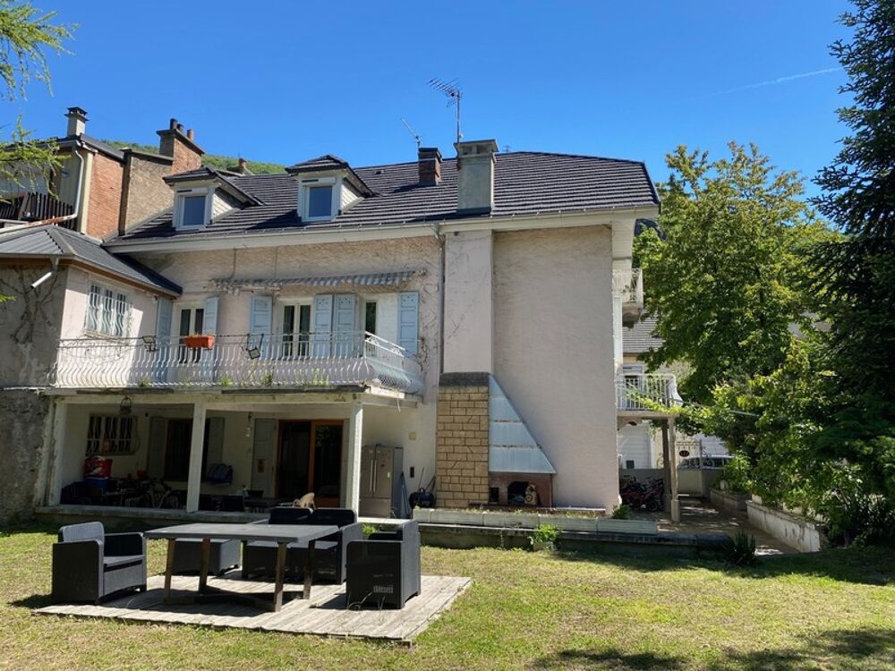 Vente Maison à vendre GRANDE MAISON FAMILIALE  15 pièces, 324 m2 hab. parc 1300 m2 clos. SAINT MICHEL DE MAURIENNE (73) Saint michel de maurienne