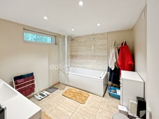  Maison � vendre 6 pi�ces 204 m�