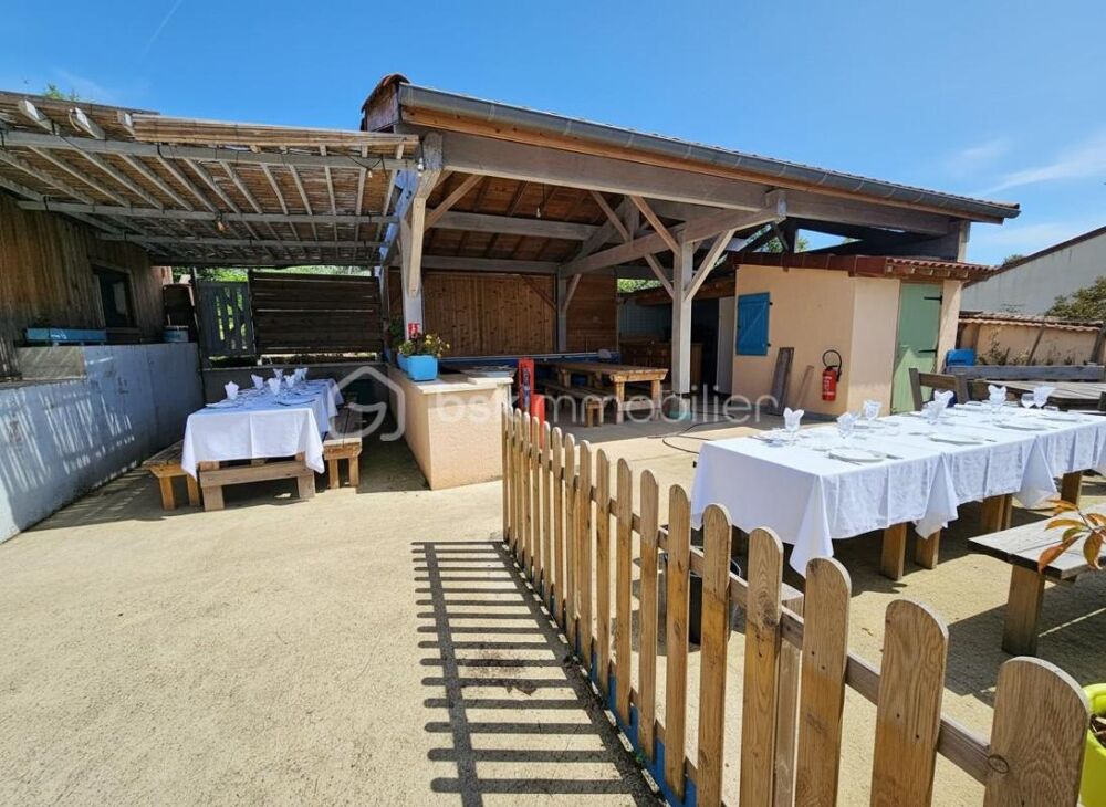 Vente Maison EXCLUSIVITÉ – MAISON FAMILIALE AVEC DÉPENDANCE, GARAGE ET 1 000 M² DE TERRAIN Neulise