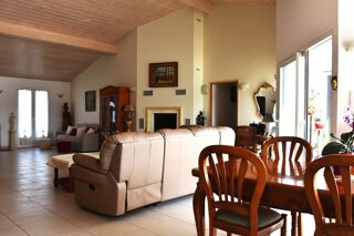  Villa � vendre 7 pi�ces 180 m�