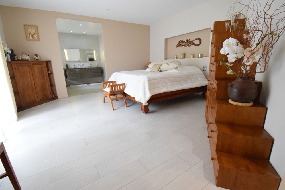 à vendre  Propriété/château Draguignan (83300)