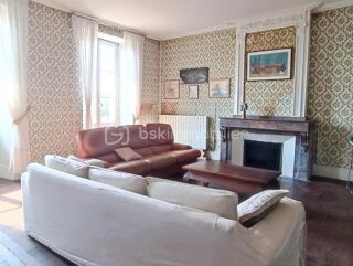  Maison à vendre 15 + pièces 530 m²