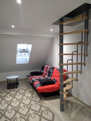  Appartement à louer 1 pièce 35 m²