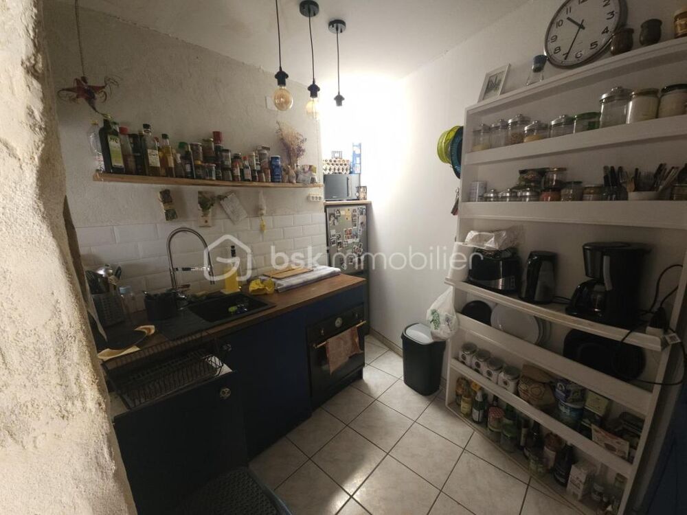 Nimes .Appartement T3 avec terrasse
