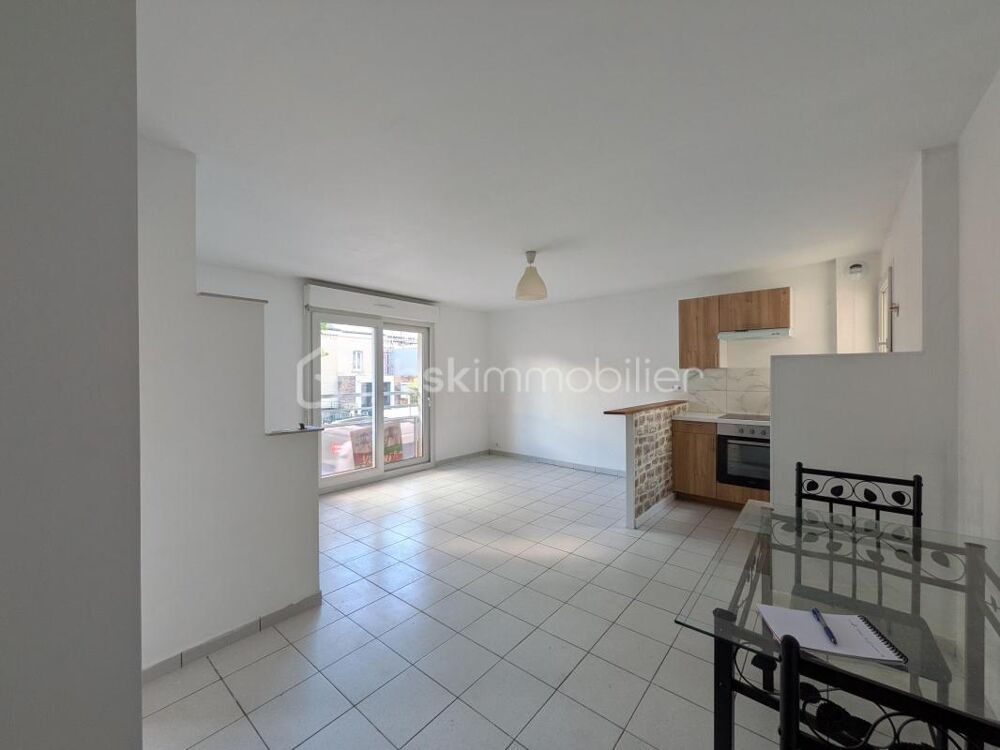 Vente Appartement APPARTEMENT 2 PIECES A SAISIR A LIVRY GARGAN! Livry gargan
