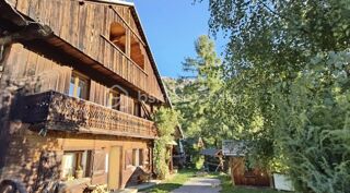  Chalet � vendre 5 pi�ces 204 m�