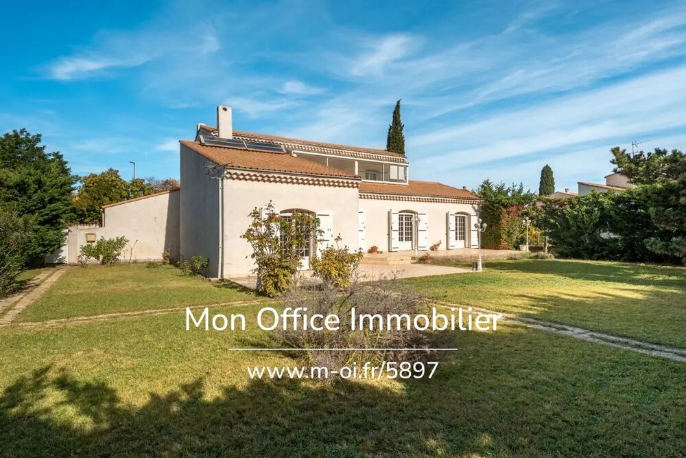 Référence : 5897-ASA. - Maison type 7 avec double garage piscinable