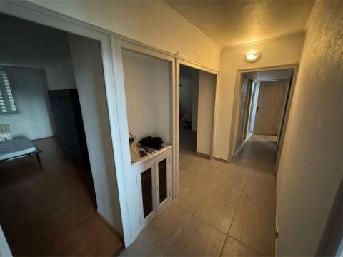  Appartement � louer 1 pi�ce 85 m�