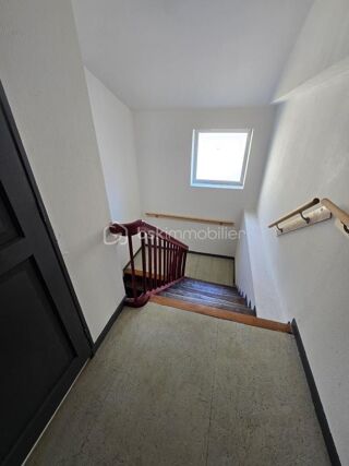  Immeuble à vendre 13 pièces 200 m²