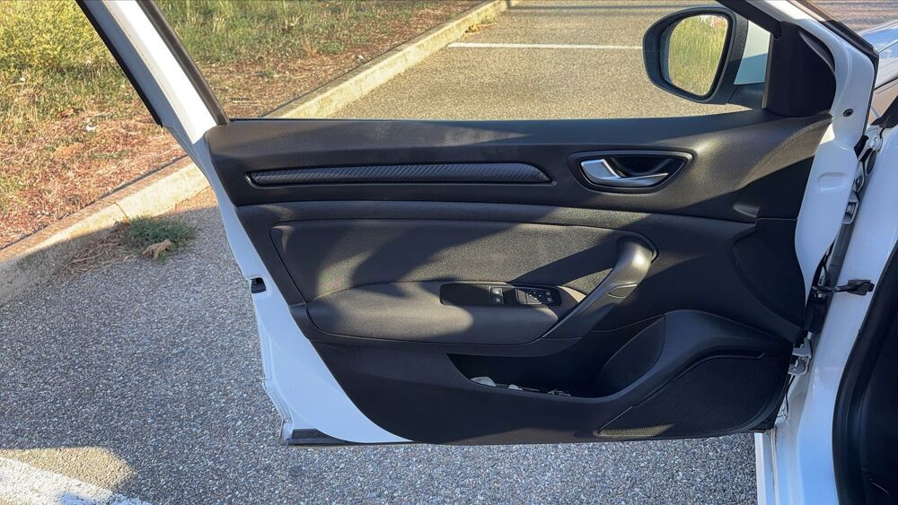 M&eacute;gane 1.5 Blue dCi 95 Business 2019 occasion 30000 Nimes