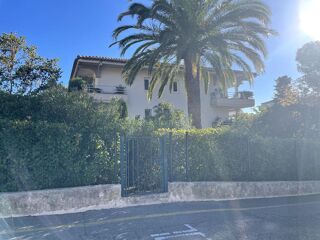 Vente Appartement BOULOURIS , APPARTEMENT T2 AVEC TERRASSE, BALCON ET BOX FERMÉ, À DEUX PAS DE LA MER Saint raphael
