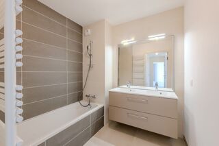 Appartement � vendre 4 pi�ces 103 m�