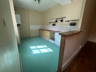  Appartement à louer 3 pièces 76 m²