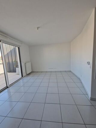  Appartement à louer 2 pièces 44 m²