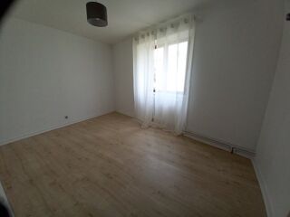  Maison à louer 90 m²