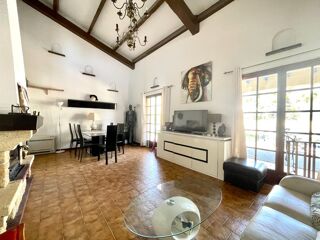  Villa  vendre 6 pices 114 m