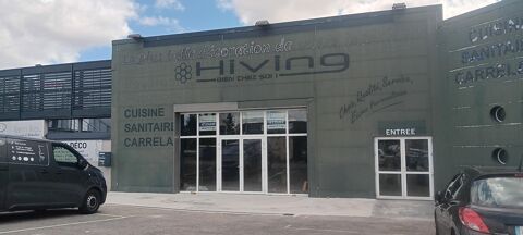 Commerce RC 580 m&sup2; environ 4522 12850 Onet le chateau