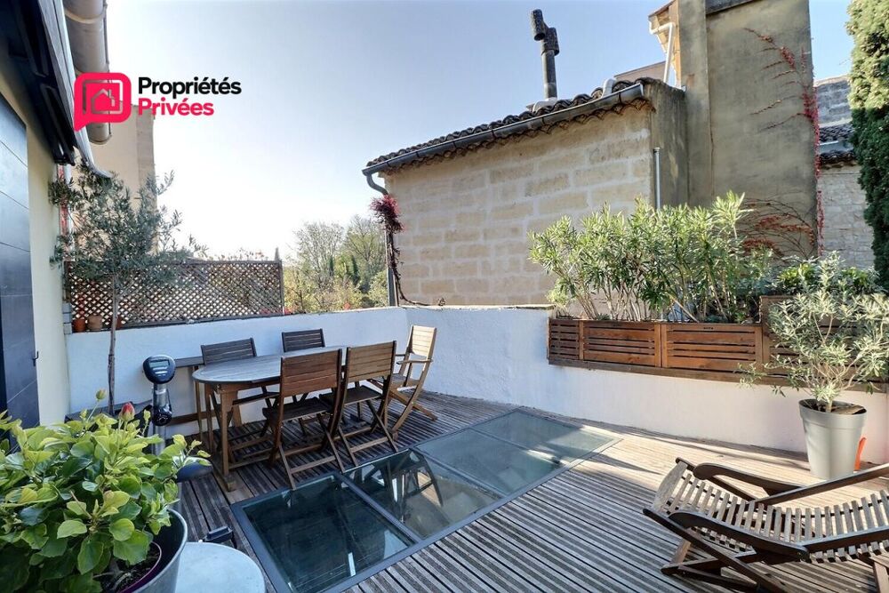 Maison de ville Uzès 5 pièce(s) 111m2 rénovée secteur sauvegardé 2 chambres garage terrasse