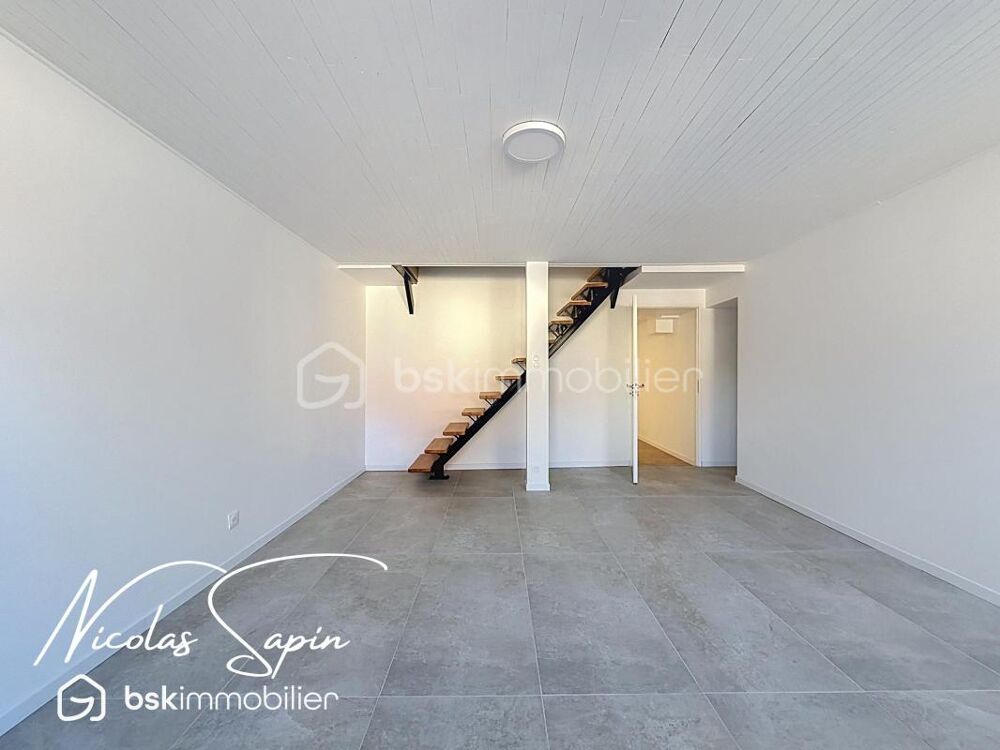 Vente Maison Maison 220m2 5 chambres entièrement rénovée au centre de Varces Varces allieres et risset