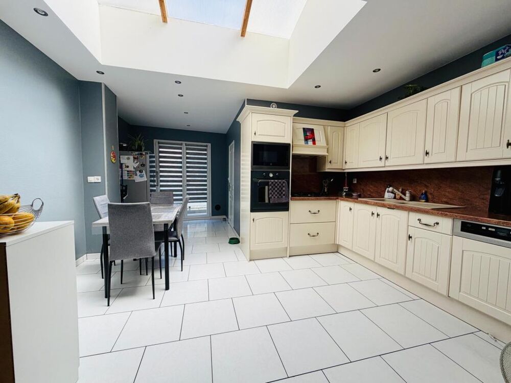 Vente Maison MAISON 3 CHAMBRES - JARDIN ET GRAND GARAGE Tourcoing