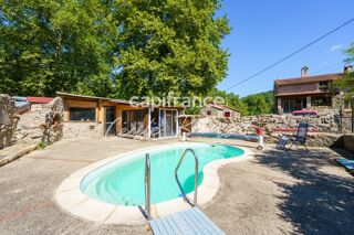  Propriété/château à vendre 7 pièces 243 m²