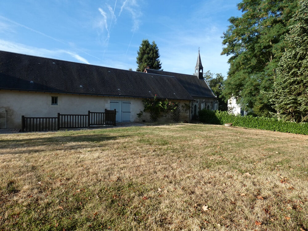 à vendre  Propriété/château Villeloin-Coulangé (37460)