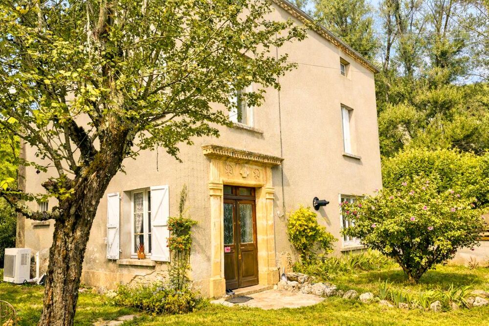 Vente Maison Dégagnac (46340): Maison en pierre du 19e siècle, 4 pièces, 2 chambres, garage, terrain 637?m² Degagnac