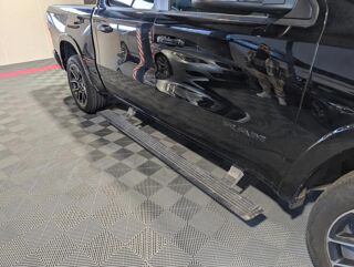 RAM 1500 5.7 4WD 396CH CREW LAMARIE SPORT 2018 occasion 77250 Moret Loing Et Orvanne