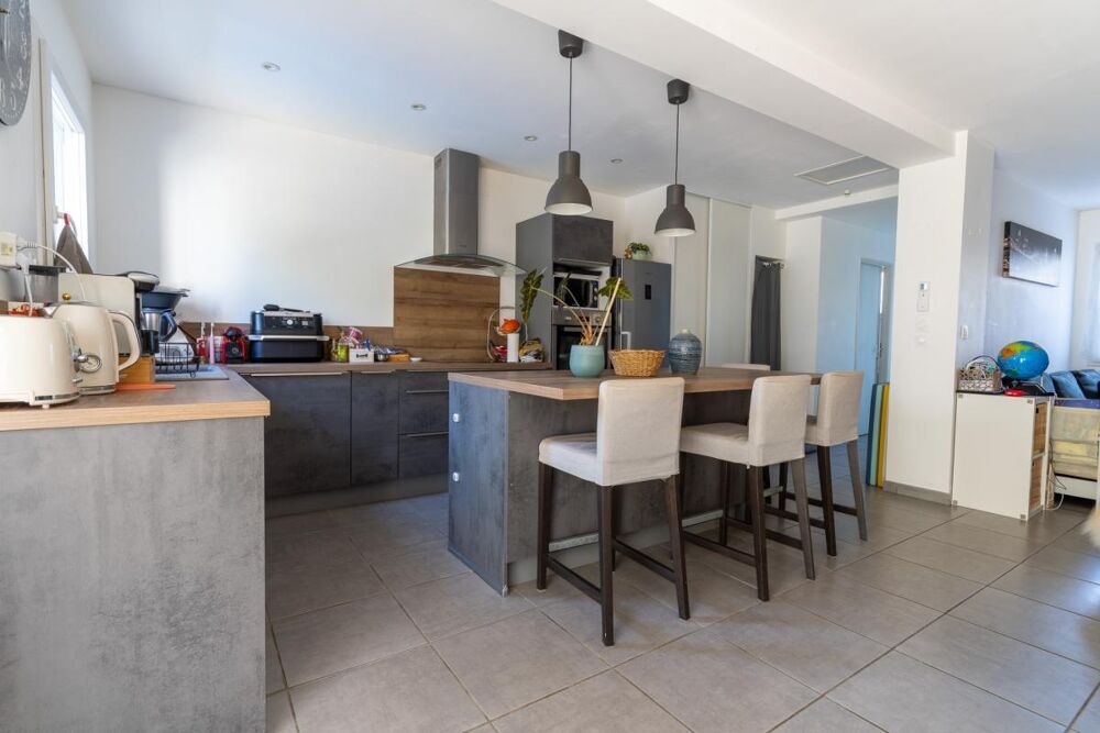Vente Maison Maison récente de 80 m² avec grande pièce de vie, et sans travaux Saint aunes