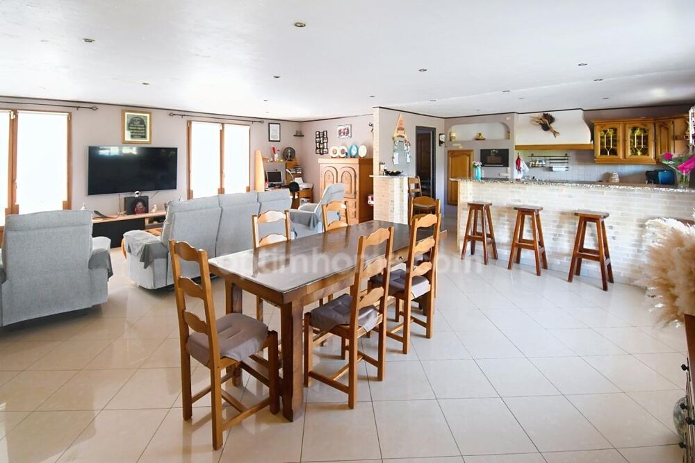 MAISON PLAIN PIED 129M2 - 3 CHAMBRES - 2 GARAGES - TERRAIN 10 ARES 45 - 2 TERRASSES