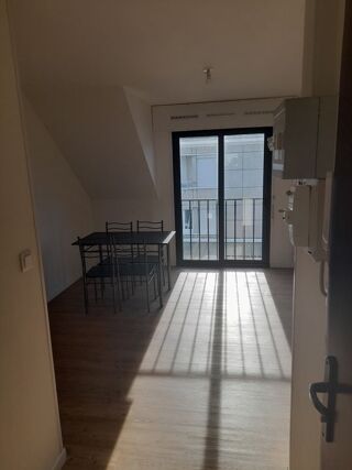  Appartement à louer 2 pièces 31 m²