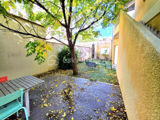  Immeuble  vendre 8 pices 261 m