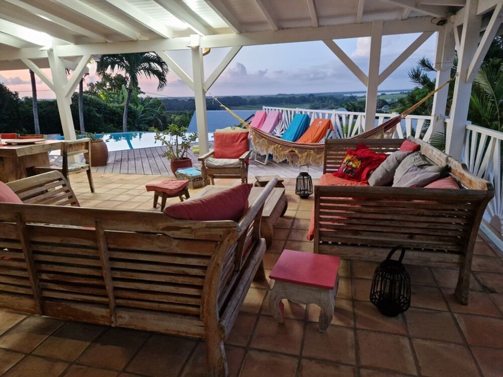 à vendre  Villa Baie-Mahault (97122)