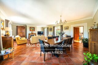  Villa à vendre 7 pièces 241 m²