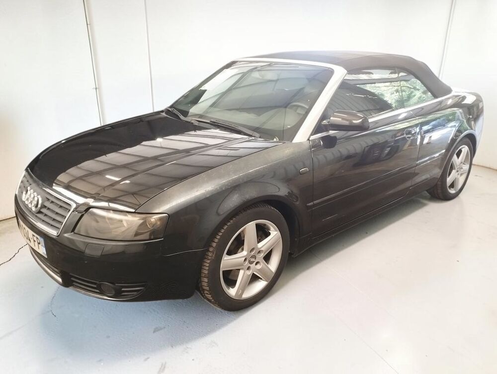 A4 CAB 3.0 V6 220 BA 2P 2002 occasion 06640 Saint-Jeannet