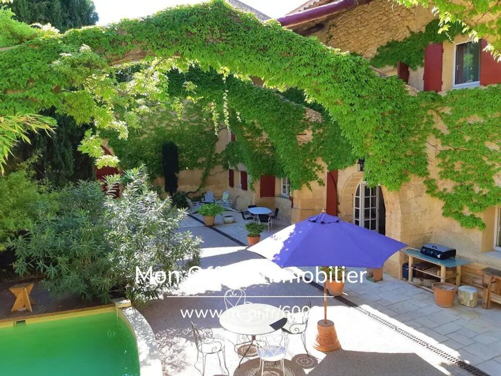 Vente Propriété/Château Référence : 6002-VCL. - Maison de Maître du XVII - Cours intérieure et piscine - 20 minutes d'Aix en Provence Rognes