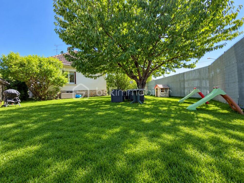 Vente Maison Trilport centre – Maison de plain-pied 3 chambres, sous-sol total, gare à pied et jardin sans vis-à-vis Trilport