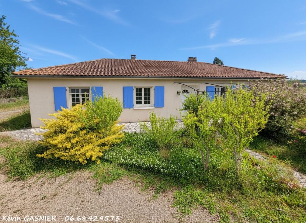 ROULLET SAINT ESTEPHE (16440) : Maison de plain pied de 93m2 avec garage