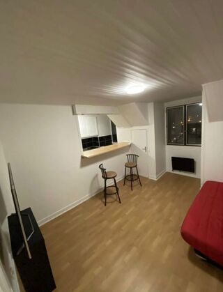  Appartement à louer 2 pièces 45 m²