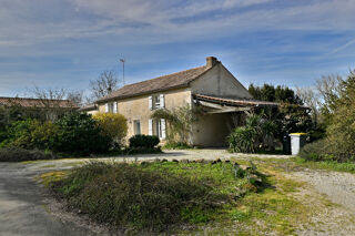  Ferme  vendre 12 pices 273 m Serigne