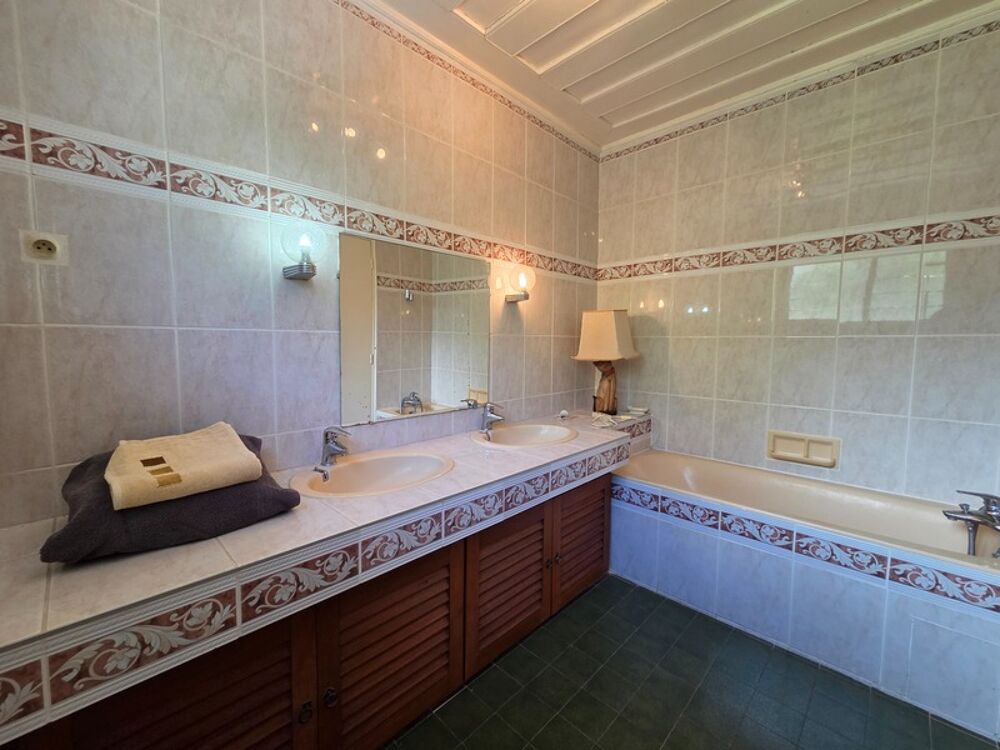 � vendre  Villa Saint-Denis (97400)