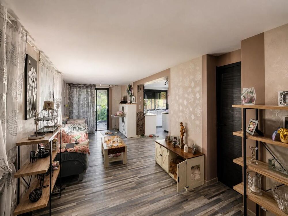 Vente Maison Maison de 6 pièces de 120 m² à Champagnole Champagnole