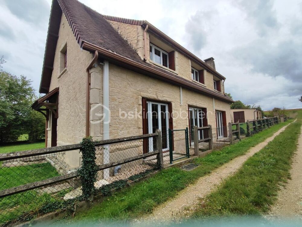Maison familiale avec suite parentale et terrain de 5 000 m² ?